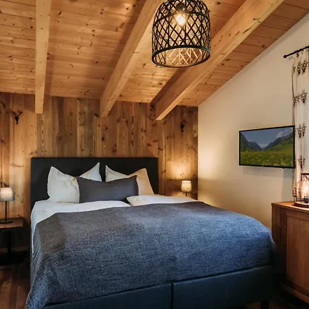 Golden Geier Апартаменты *