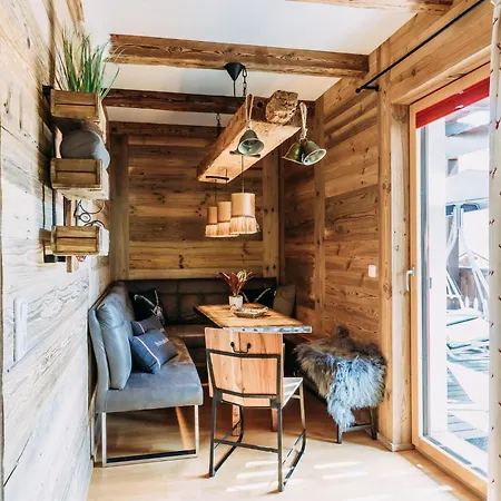 Апартаменты Golden Geier *